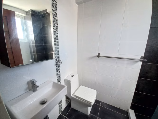 Apartamento en alquiler Evaristo Morales, 1 hab mas family - Imagen 6
