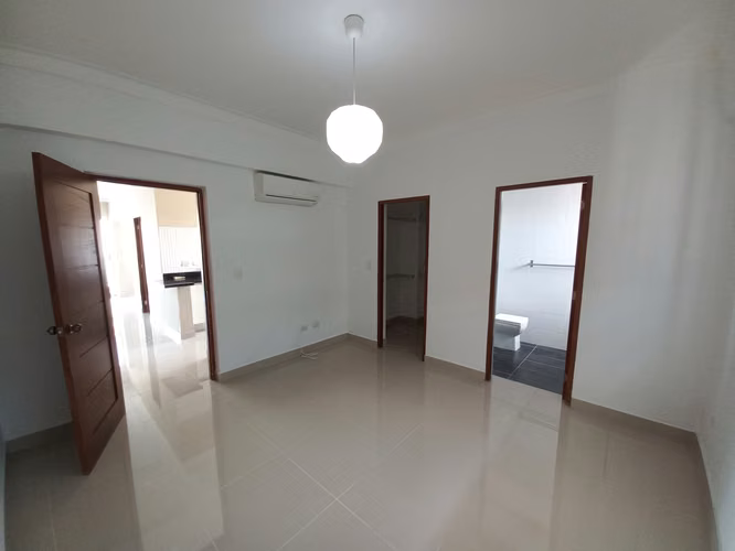 Apartamento en alquiler Evaristo Morales, 1 hab mas family - Imagen 3