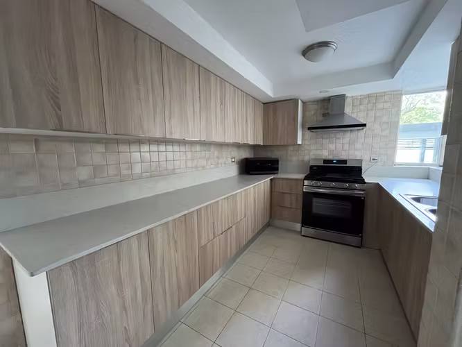Apartamento en Alquiler en Piantini Amueblado de TRES Habitaciones - Imagen 6