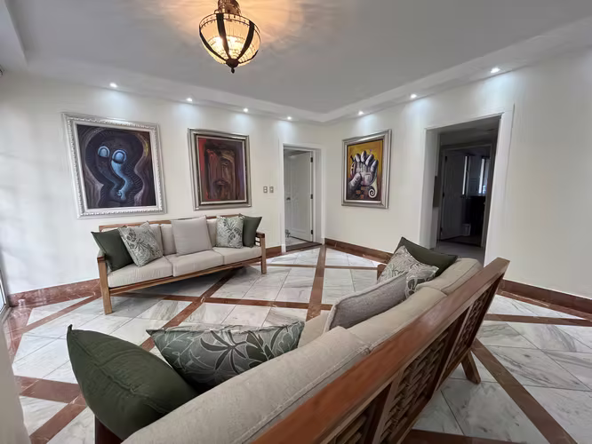 Apartamento en Alquiler en Piantini Amueblado de TRES Habitaciones - Imagen 8