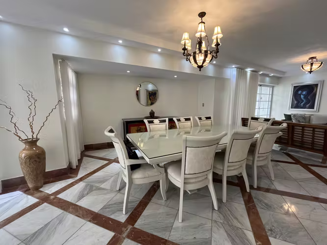 Apartamento en Alquiler en Piantini Amueblado de TRES Habitaciones - Imagen 4