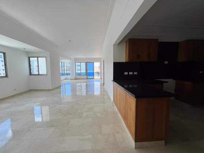 VENDO APARTAMENTO EN EL RENACIMIENTO