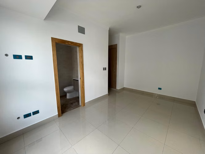 VENDO APARTAMENTO NUEVO EN EL RENACIMIENTO
