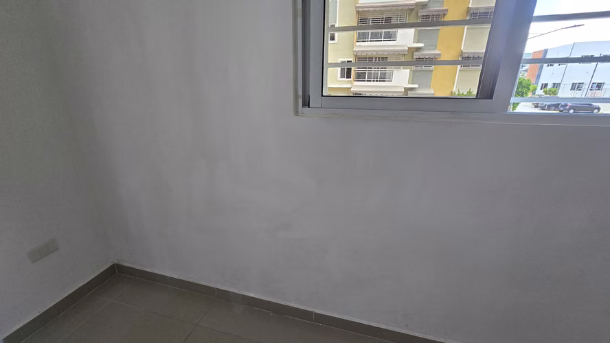 Apartamento en Altos de Colombia, 2do nivel con 3 parqueos titulados, en la Republica de colombia - Imagen 9
