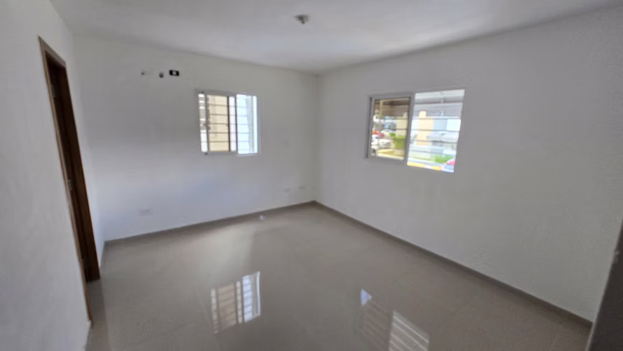 Apartamento en Altos de Colombia, 2do nivel con 3 parqueos titulados, en la Republica de colombia - Imagen 10