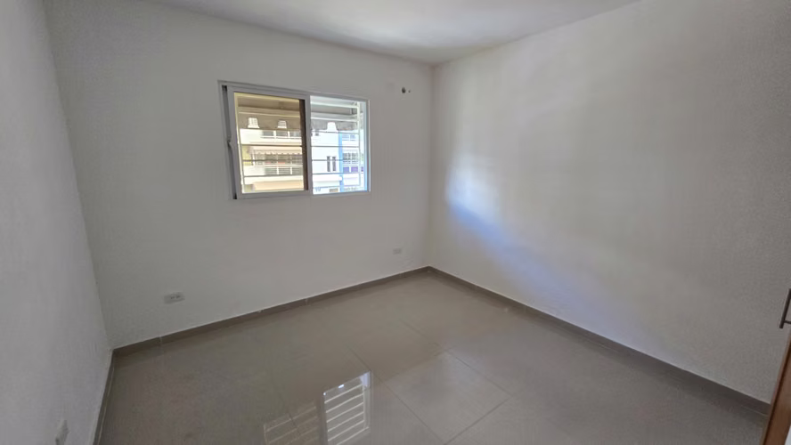 Apartamento en Altos de Colombia, 2do nivel con 3 parqueos titulados, en la Republica de colombia - Imagen 12