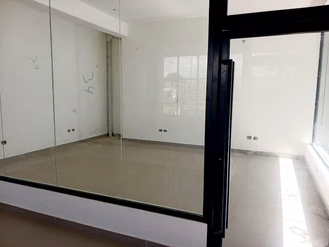 Local Comercial en Alquiler - Imagen 8