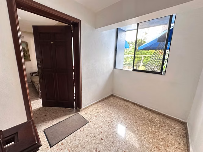 APARTAMENTO EN VENTA BELLA VISTA SUR - Imagen 4