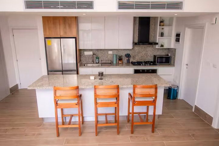 APARTAMENTO AMUEBLADO EN RENTA EN PLAYA DORADA, PUERTO PLATA