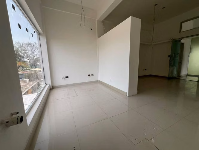 Local en Alquiler en Distrito Nacional | 35 m² con Baño Privado - Imagen 10