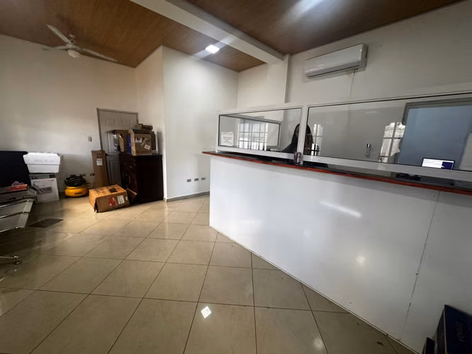 Alquiler de Nave Comercial en el Centro de Puerto Plata
