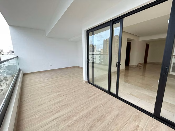 Apartamento en renta con Piscina, Gym y Lobby en el Ensanche Naco - Imagen 2
