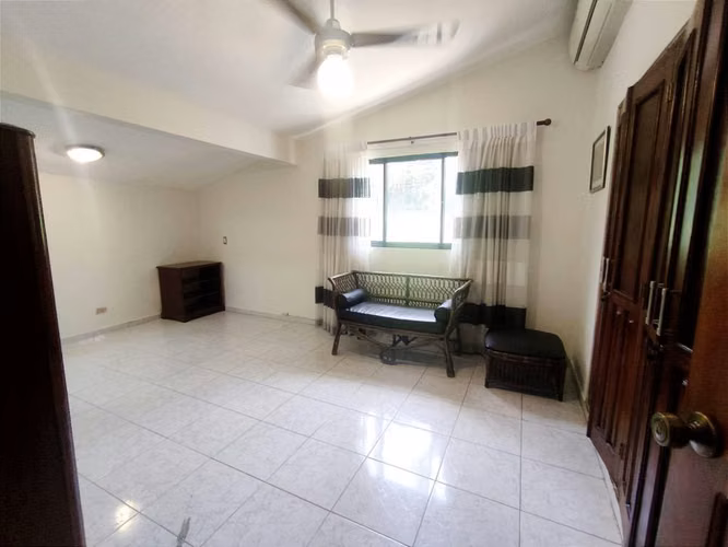 Hermosa casa en venta en Jardines del sur - Imagen 5