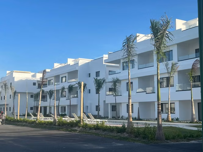 Vendo Apartamento en Punta Cana - Imagen 2