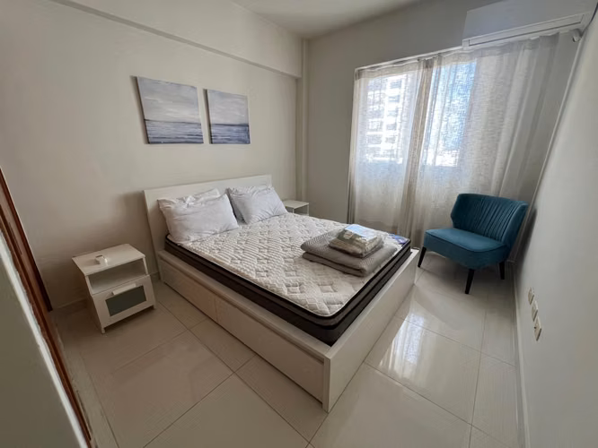 Apartamento en Alquiler en Paraiso Amueblado de DOS Habitaciones  - Imagen 11