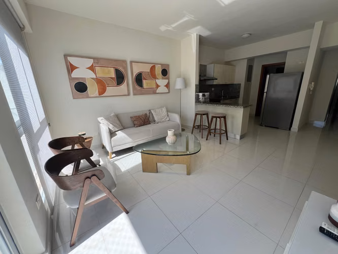 Apartamento en Alquiler en Paraiso Amueblado de DOS Habitaciones  - Imagen 3