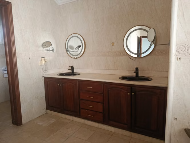 Amplia Casa en Alquiler, 4 Habitaciones, Altos De Arroyo Hondo II, Piscina, Terraza - Imagen 3