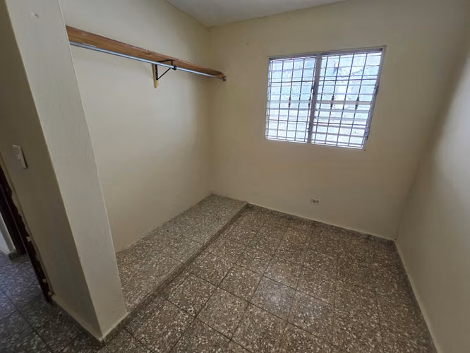 Casa en Venta en Residencial Prados de Pantoja   Ubicado en la Av. Isabela, Santo Domingo Oeste. - Imagen 11