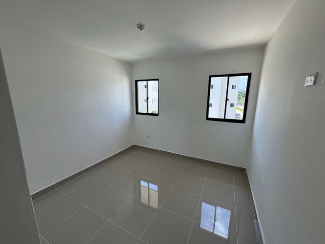 APTO. EN VENTA 3ER NIVEL EN SANTIAGO - Imagen 8