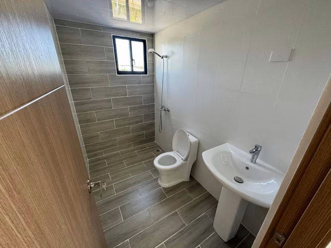 APTO. EN VENTA 3ER NIVEL EN SANTIAGO - Imagen 12