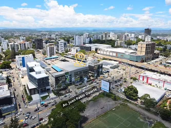 Local en Alquiler en La Plaza Bella Terra Mall,  incluye mantenimiento en el Area de Food Court - Imagen 2