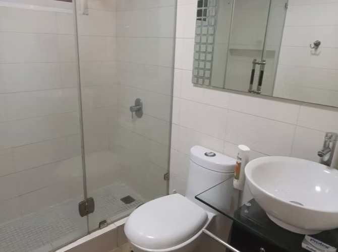 Apartamento En Alquiler De 3 Habitaciones Y 4 Baños En Piantini - Imagen 8