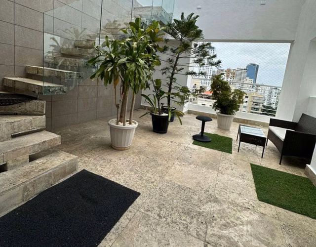Ensanche Paraiso, Distrito Nacional, Santo Domingo Excelente Penthouse de 3 niveles, ubicado en los pisos 10, 11 y 12, a - Imagen 9