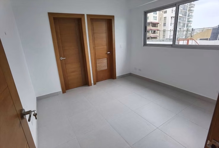 Alquilo apartamento en Bella Vista, 3 habitaciones y linea blanca - Imagen 5