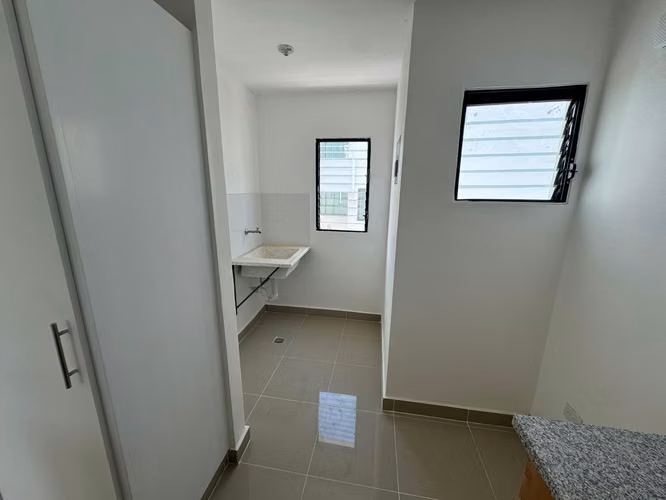 APTO. EN VENTA 3ER NIVEL EN SANTIAGO - Imagen 9