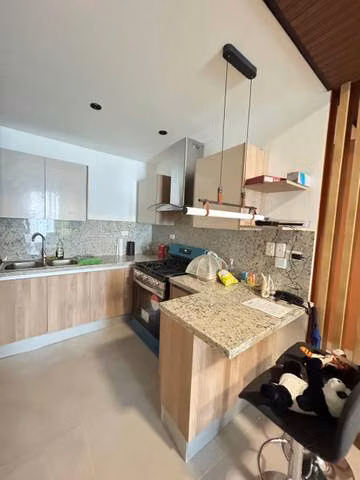 Apartamento en renta de 2 habitaciones con Piscina y Lobby amueblado - Imagen 3