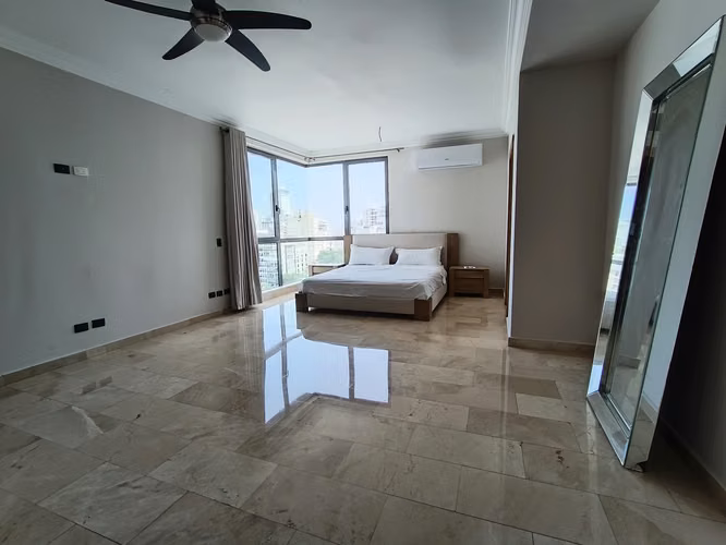 Apartamento amueblado en alquiler en Serralles, Santo Domingo - Imagen 6