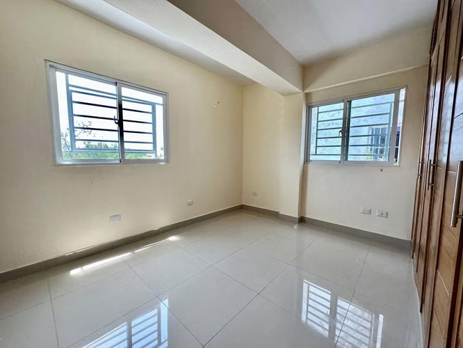 En venta apartamento nuevo con terraza en Buenos Aires Independencia - Imagen 3