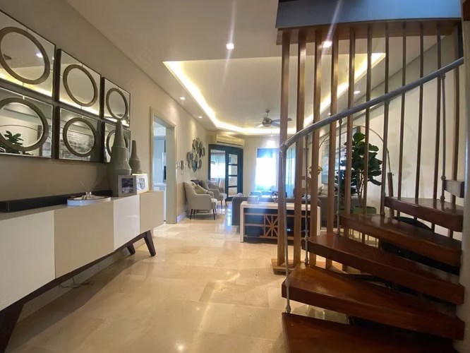 En venta apartamento tipo Penthouse en Jardines del Sur - Imagen 2
