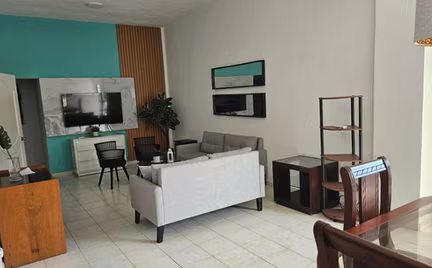 Amplio primer nivel en Costa Azul - Imagen 2