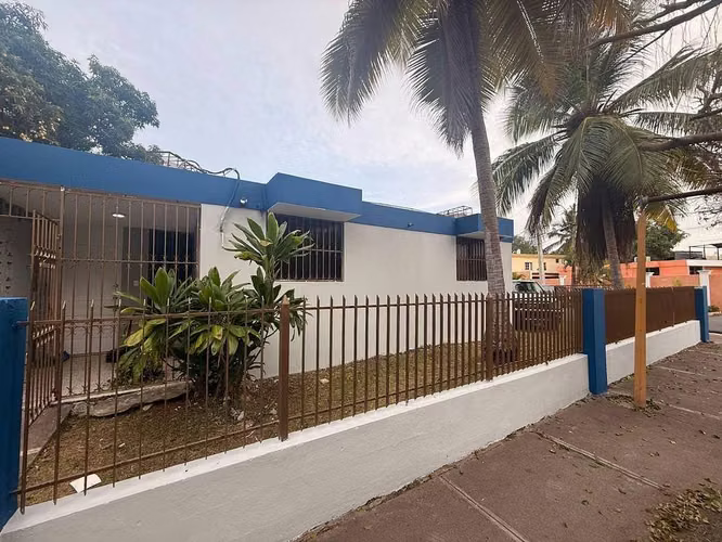 Casa en Miramar en Venta para oficina, almacen o comercio