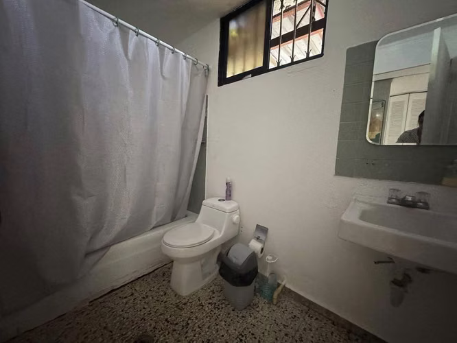 Casa en Miramar en Venta para oficina, almacen o comercio - Imagen 5