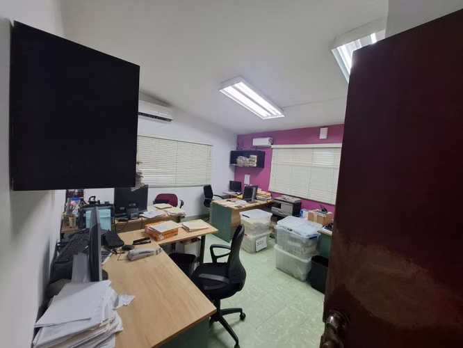 Casa comercial en Venta en Costa azul