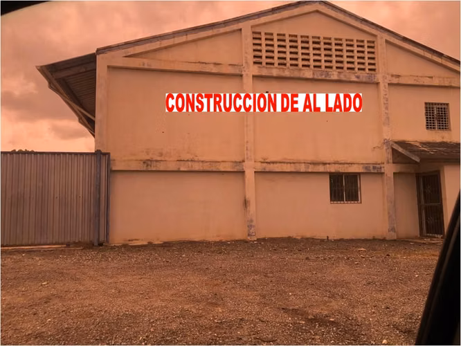 Vendo Terreno para NAVES, APTOS en PEDRO BRAND, 45,881 Mts.2, REBAJADA, a 3 minutos de la Autopista Duarte, con Calle as - Imagen 10