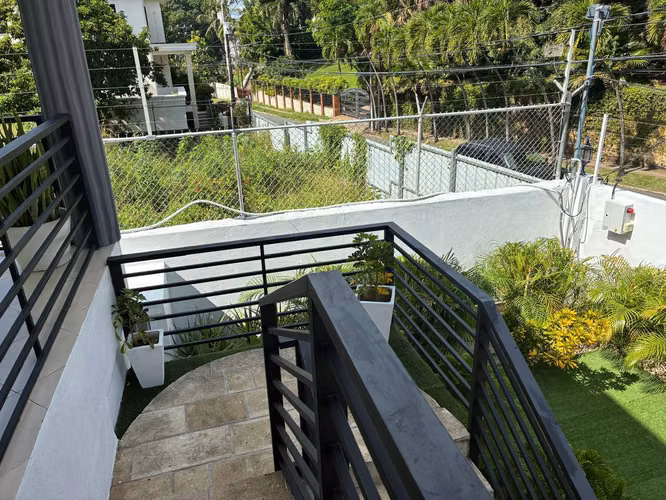 Casa en venta de 3 habitaciones en Los Ríos, Jardin Botánico  - Imagen 2