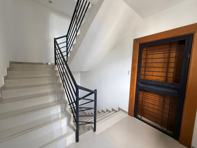 Apartamento en Los Alamos con piscina 2hab - Imagen 6