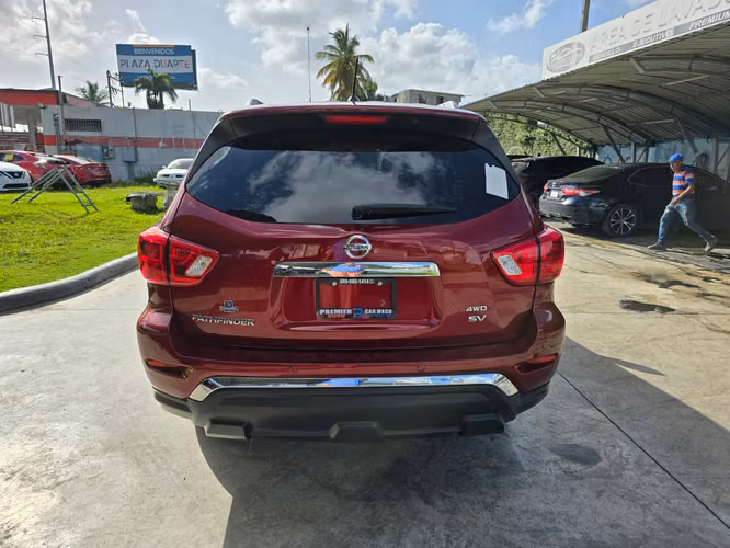 Nissan Pathfinder 4x4 3 filas de asientos desde 55 diarios - Imagen 6