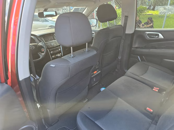 Nissan Pathfinder 4x4 3 filas de asientos desde 55 diarios - Imagen 10