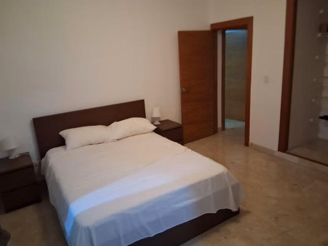 Se alquila, Apartamento 3Hab Amueblado Piso Alto c/Piscina, Sauna, Lobby y Gym en Naco a Distancias de ToDo - Imagen 12