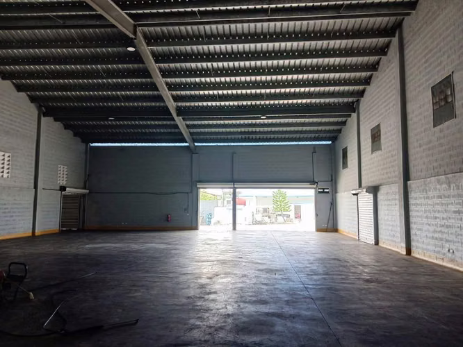 Nave en Alquiler Autopista Circunvalación - Imagen 2