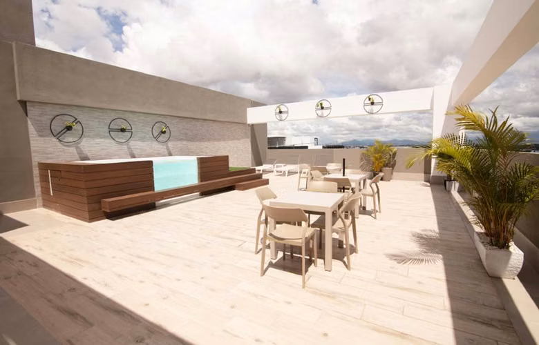 Apartamento Tipo Loft en Evaristo Morales - Imagen 6
