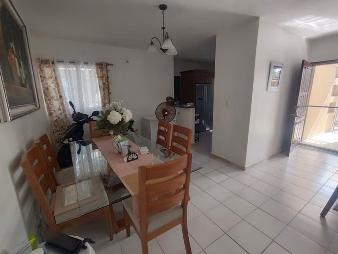 Casa En Venta Ubicada en Vista Catalina La Romana - Imagen 8