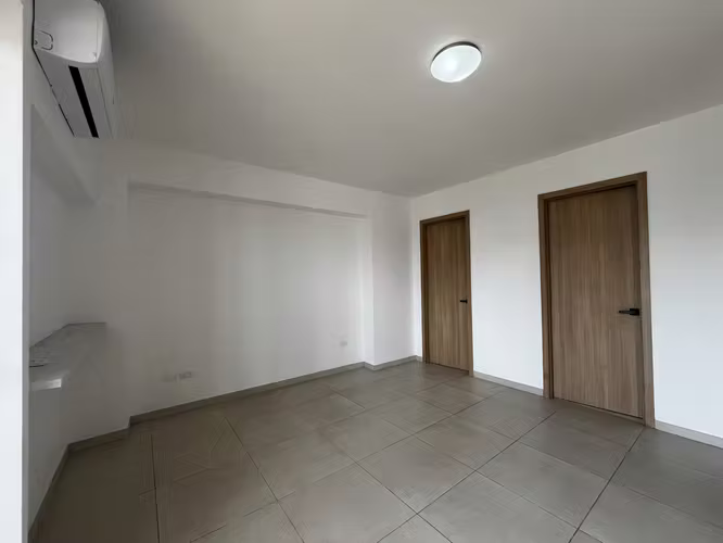 Apartamento en Alquiler en Viejo Arroyo Hondo de UNA Habitación  - Imagen 13