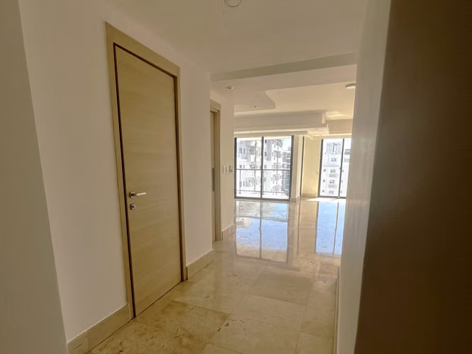 Apartamento en Alquiler en Piantini de TRES Habitaciones  - Imagen 9