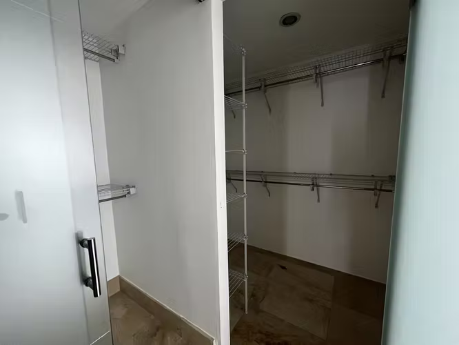 Apartamento en Alquiler en Piantini de TRES Habitaciones  - Imagen 18