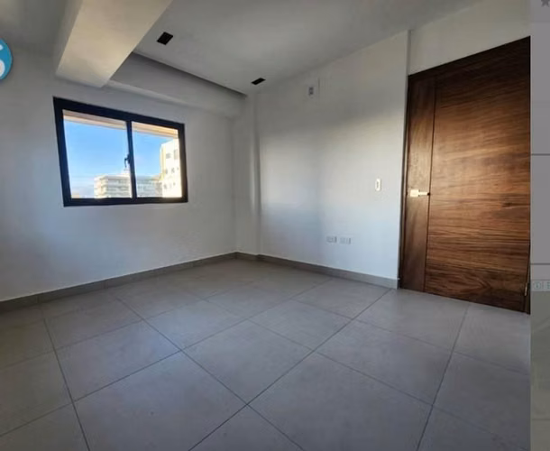 Apartamento en alquiler en Evaristo Morales - Imagen 3
